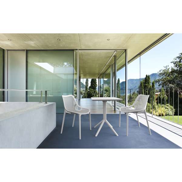 3 Piece Setting with Air Chair